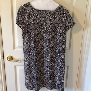 Philosophy black white pattern short sleeve dress
